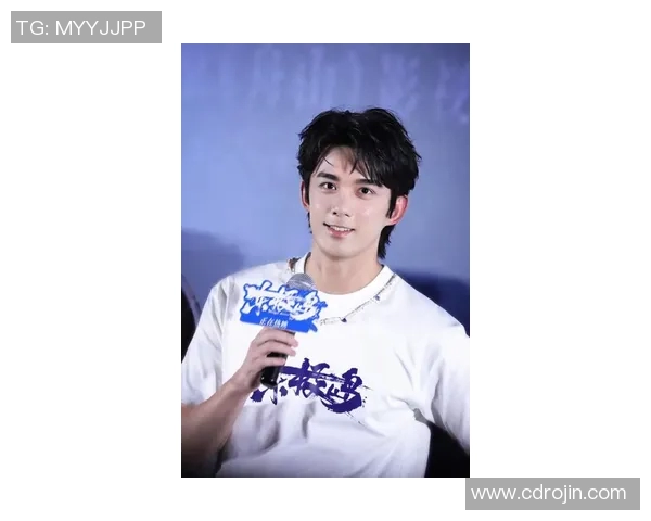 吴磊凭借出色演技再度挑战全新角色,期待未来更多精彩作品呈现 吴磊凭借出色演技再度挑战全新角色,期待未来更多精彩作品呈现